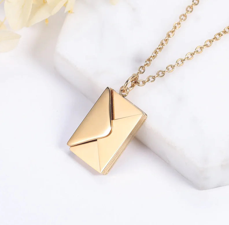 Envelope Pendent Necklace