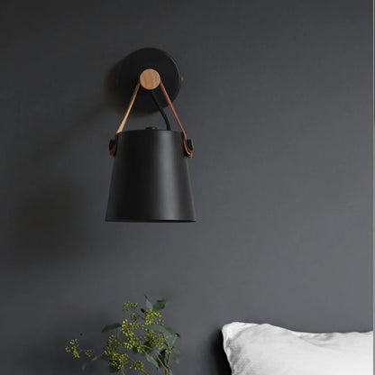 Wooden Simple Wall Lamp