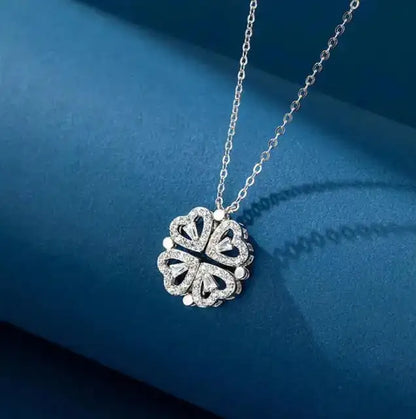 The Clover Necklace