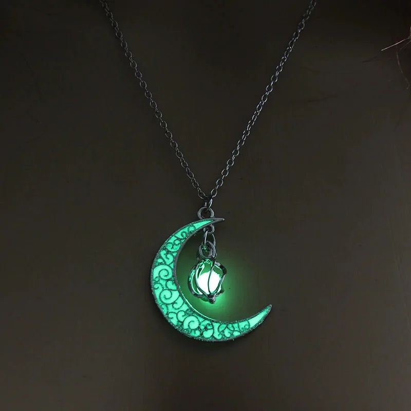 Moon Glowing Necklace