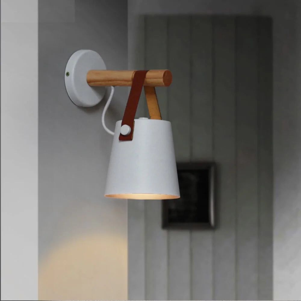 Wooden Simple Wall Lamp