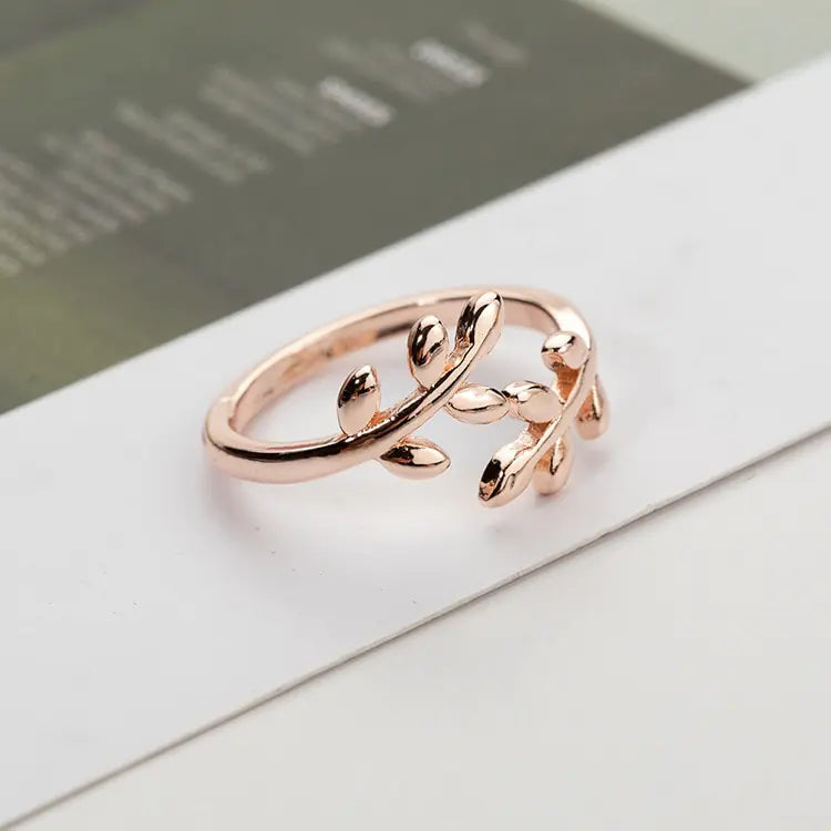 Olive Grove Leaf Ring