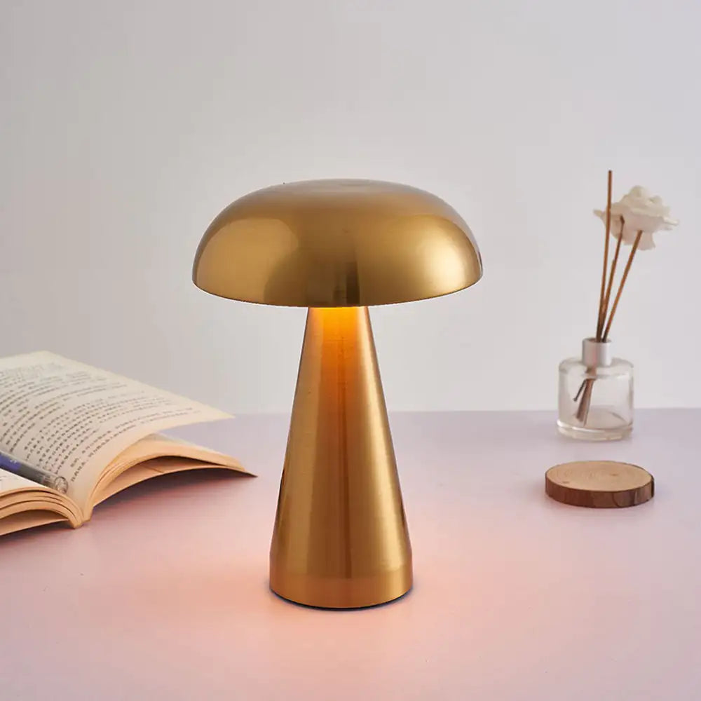 Stella Rechargeable Table Lamp