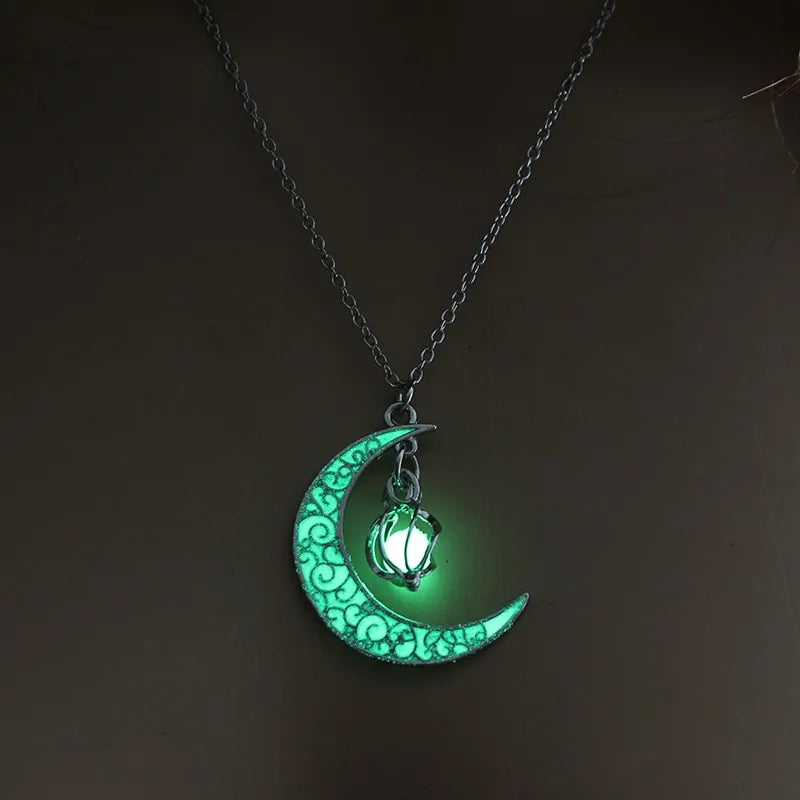 Moon Glowing Necklace