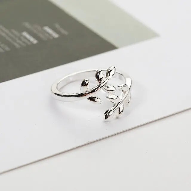 Olive Grove Leaf Ring